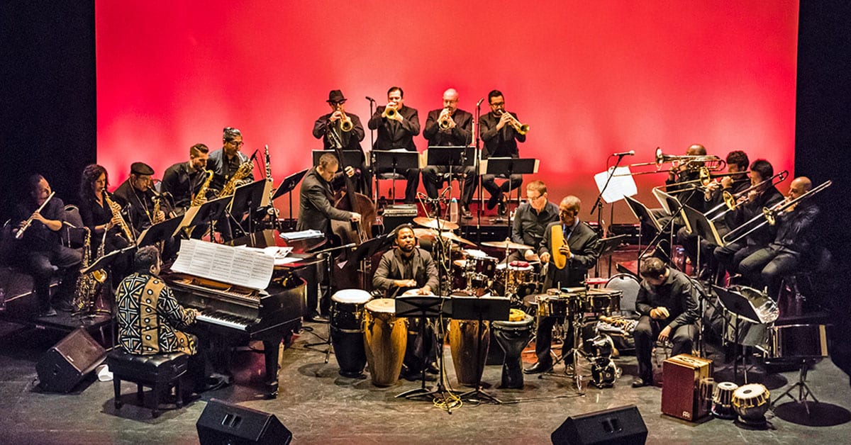 تعد فرقة Afro Latin Jazz Orchestra واحدة من أكثر فرق الجاز اللاتينية ازدحامًا في نيويورك