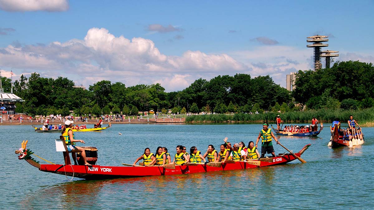 Hong Kong Dragon Boat Festival NYC (Lei Xu/Dreamstime)