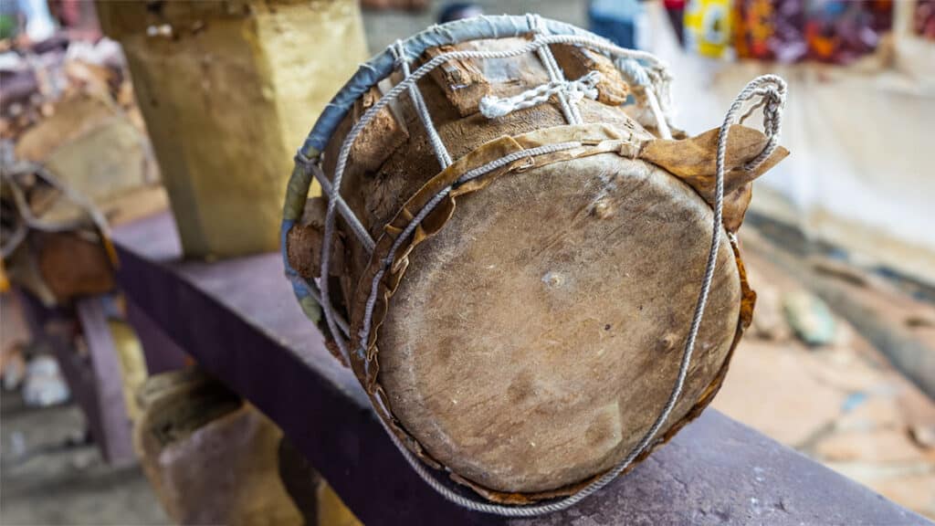 Bembé Drum, Yoruba (Fela Sanu/Adobe)