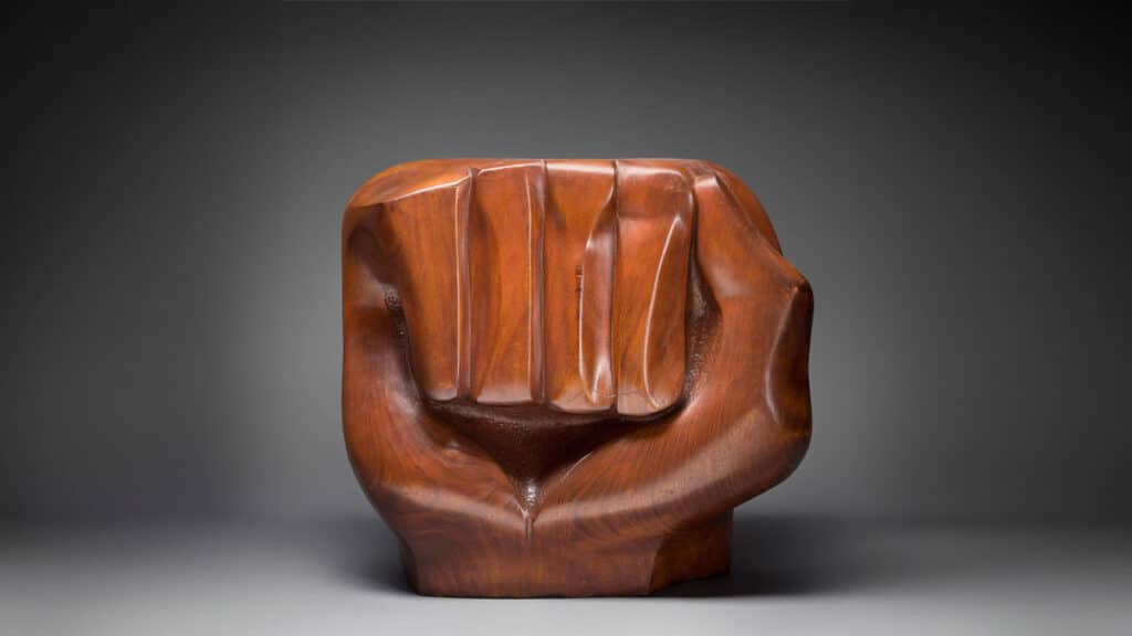 Elizabeth Catlett. Black Unity, 1968. Cedar. Crystal Bridges Museum of American Art, Bentonville, Arkansas, 2014.11. © 2024 Mora-Catlett Family / Licensed by VAGA at Artists Rights Society (ARS), NY. (Photo: Edward C. Robison III) Brooklyn Museum